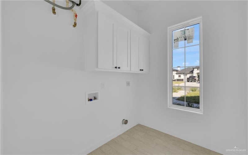 2610 Sunrise Lane, Weslaco, TX 78596, 3 Habitaciones Habitaciones , ,2 BañosBaños,Residential,En Venta,2610 Sunrise Lane,0,485829