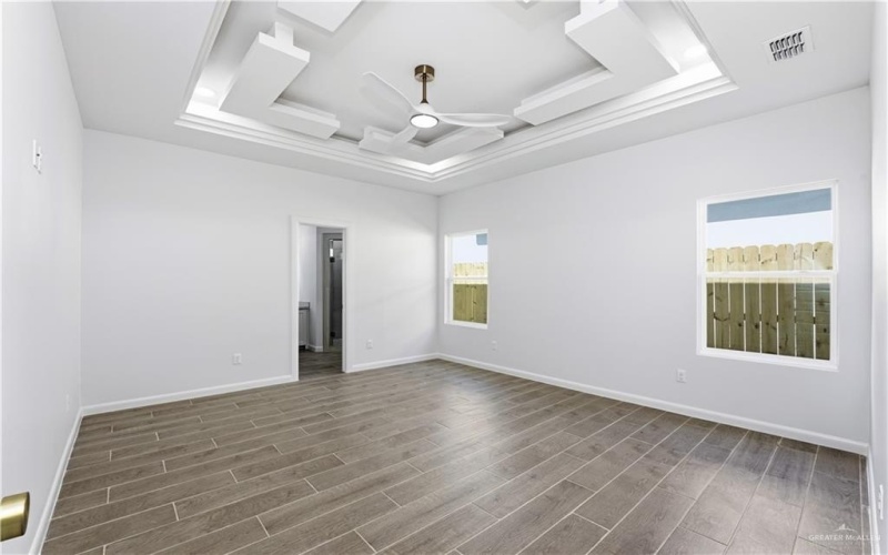 2410 E Tamarindo Avenue, Hidalgo, TX 78577, 3 Bedrooms Bedrooms, ,2 BathroomsBathrooms,Residential,For Sale,2410 E Tamarindo Avenue,0,486076