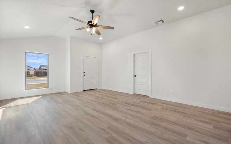 7206 8th Street, Lubbock, TX 79416, 3 Bedrooms Bedrooms, ,2 BathroomsBathrooms,Residential,For Sale,7206 8th Street,0,202562552