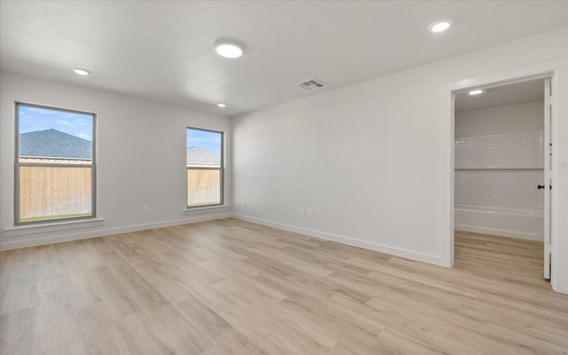 7212 8th Street, Lubbock, TX 79416, 4 Habitaciones Habitaciones , ,2 BañosBaños,Residential,En Venta,7212 8th Street,0,202562553