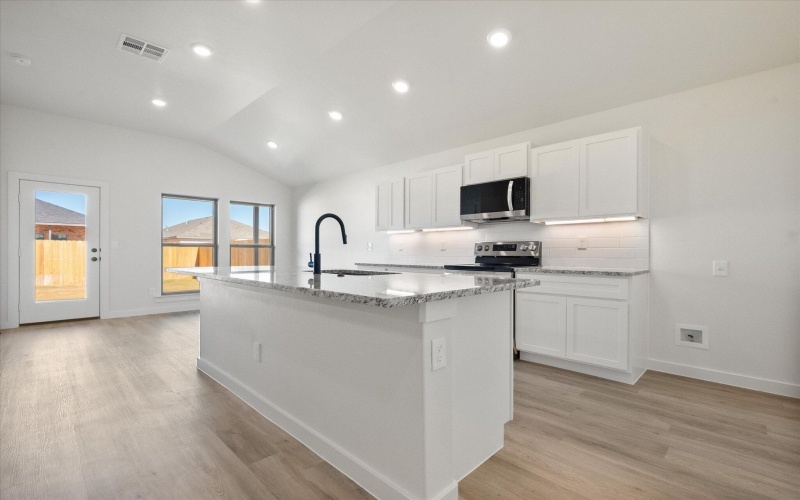 7208 8th Street, Lubbock, TX 79416, 3 Habitaciones Habitaciones , ,2 BañosBaños,Residential,En Venta,7208 8th Street,0,202562554