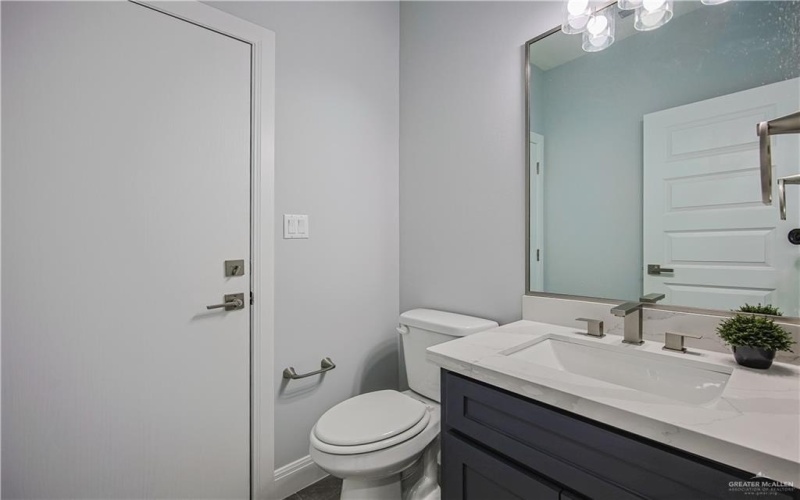 8043 N 50th Street, McAllen, TX 78504, 3 Bedrooms Bedrooms, ,2 BathroomsBathrooms,Residential,For Sale,8043 N 50th Street,470368