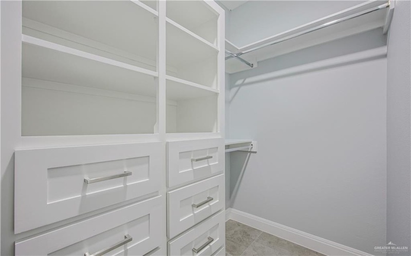 8043 N 50th Street, McAllen, TX 78504, 3 Bedrooms Bedrooms, ,2 BathroomsBathrooms,Residential,For Sale,8043 N 50th Street,470368