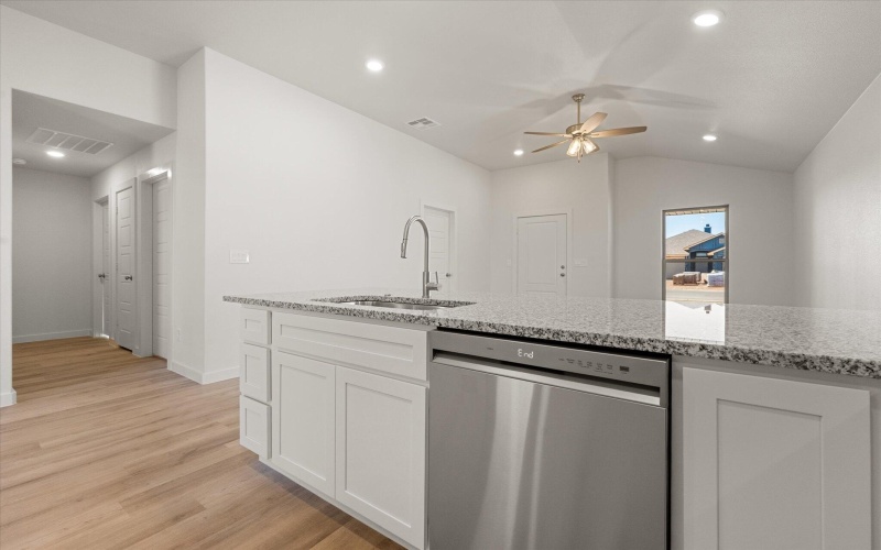 2605 Garland Avenue, Lubbock, TX 79407, 3 Habitaciones Habitaciones , ,2 BañosBaños,Residential,En Venta,2605 Garland Avenue,0,202562557