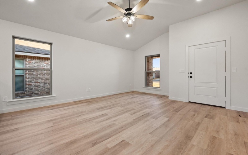 3010 139th Street, Lubbock, TX 79423, 3 Habitaciones Habitaciones , ,2 BañosBaños,Residential,En Venta,3010 139th Street,0,202562564