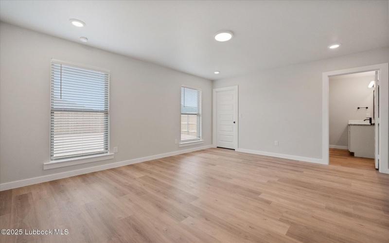 6005 Volney Avenue, Lubbock, TX 79407, 3 Bedrooms Bedrooms, ,2 BathroomsBathrooms,Residential,For Sale,6005 Volney Avenue,0,202562570