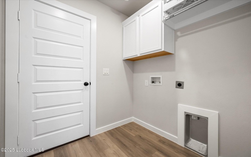 6005 Volney Avenue, Lubbock, TX 79407, 3 Bedrooms Bedrooms, ,2 BathroomsBathrooms,Residential,For Sale,6005 Volney Avenue,0,202562570