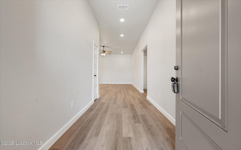 6005 Volney Avenue, Lubbock, TX 79407, 3 Bedrooms Bedrooms, ,2 BathroomsBathrooms,Residential,For Sale,6005 Volney Avenue,0,202562570