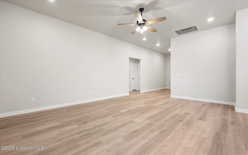 6005 Volney Avenue, Lubbock, TX 79407, 3 Bedrooms Bedrooms, ,2 BathroomsBathrooms,Residential,For Sale,6005 Volney Avenue,0,202562570