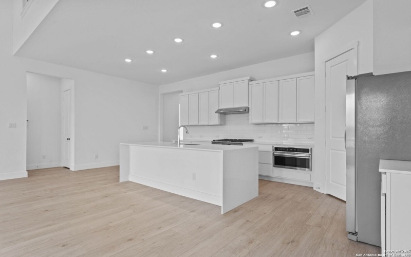 5504 Paschal Park, New Braunfels, TX 78132, 4 Bedrooms Bedrooms, ,3 BathroomsBathrooms,Residential,For Sale,5504 Paschal Park,0,1920110