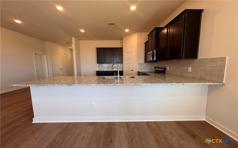 310 University Avenue, Troy, TX 76579, 4 Bedrooms Bedrooms, ,3 BathroomsBathrooms,Residential,For Sale,310 University Avenue,0,596942