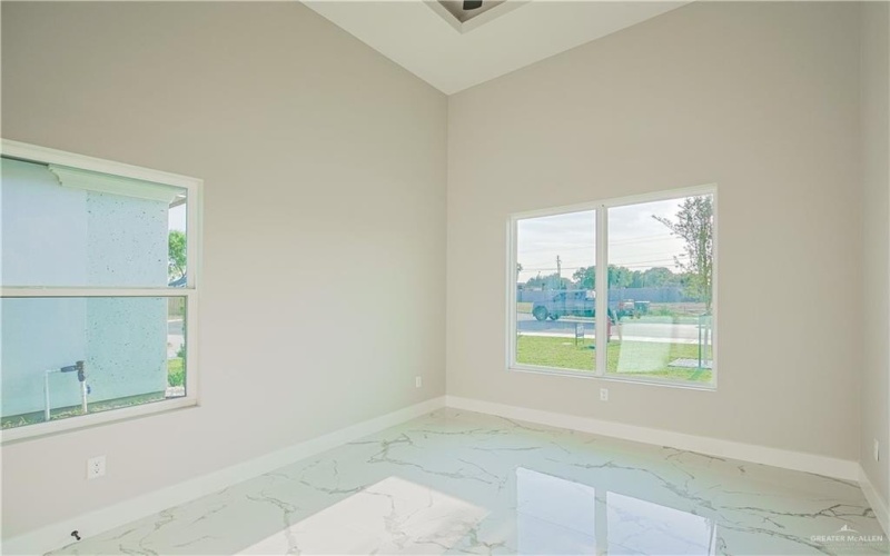 8038 N 51st Street, McAllen, TX 78504, 3 Bedrooms Bedrooms, ,2 BathroomsBathrooms,Residential,For Sale,8038 N 51st Street,470371