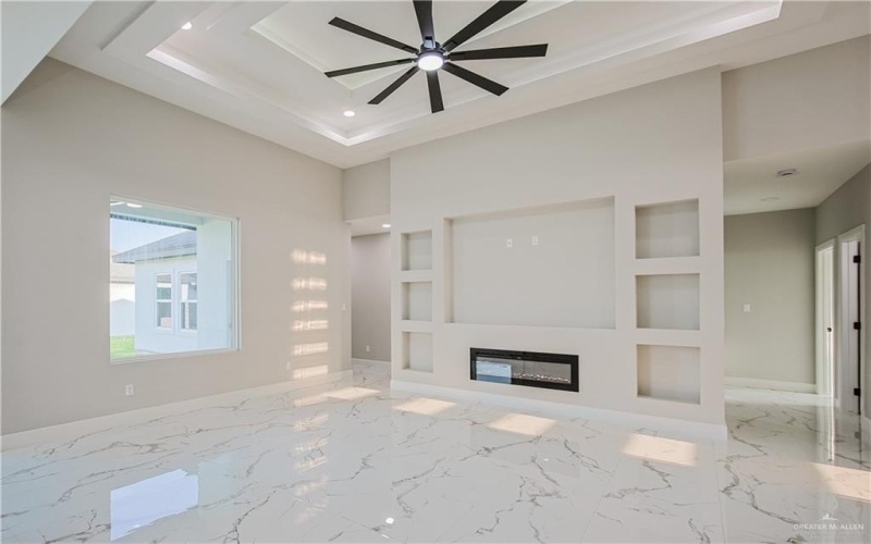 8038 N 51st Street, McAllen, TX 78504, 3 Bedrooms Bedrooms, ,2 BathroomsBathrooms,Residential,For Sale,8038 N 51st Street,470371