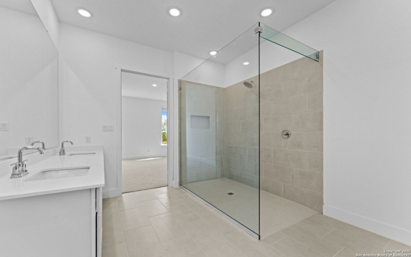 5508 Paschal Park, New Braunfels, TX 78132, 4 Habitaciones Habitaciones , ,3 BañosBaños,Residential,En Venta,5508 Paschal Park,0,1920104