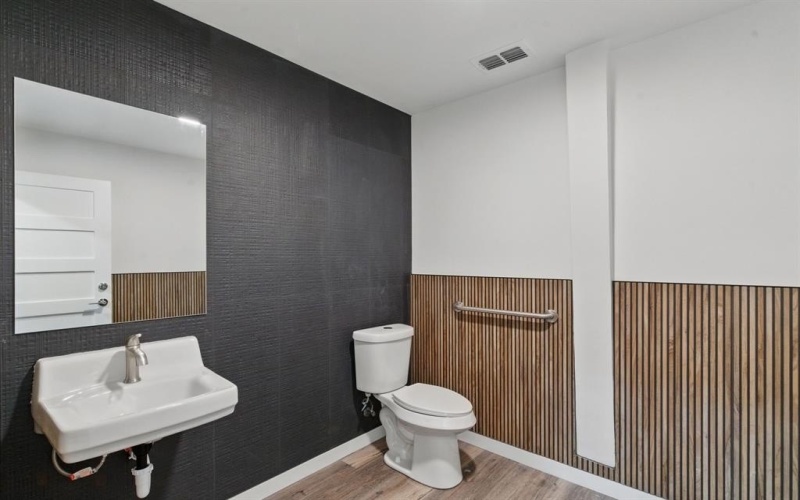 120 W Scenic Trail #2, Weatherford, TX 76088, ,Other,For Sale,120 W Scenic Trail,0,20917282