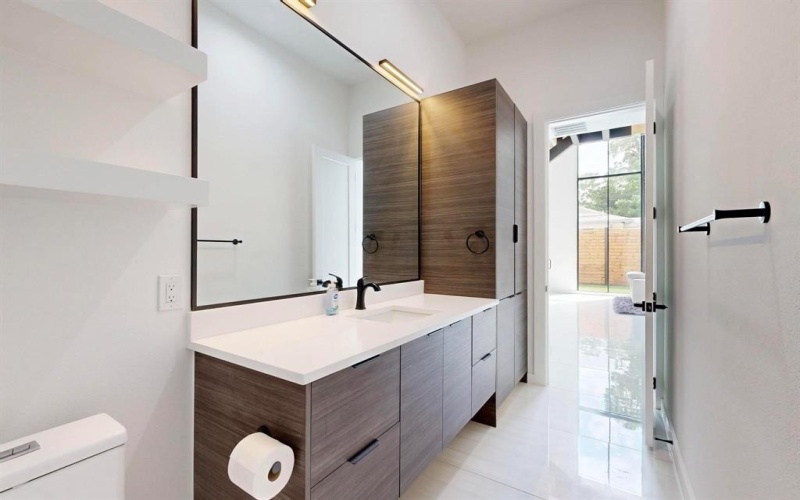 3828 Eaton Drive, Dallas, TX 75220, 5 Habitaciones Habitaciones , ,5 BañosBaños,Residential,En Venta,3828 Eaton Drive,0,20968224