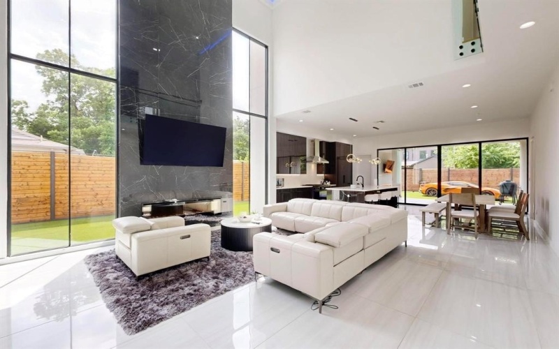 3828 Eaton Drive, Dallas, TX 75220, 5 Habitaciones Habitaciones , ,5 BañosBaños,Residential,En Venta,3828 Eaton Drive,0,20968224