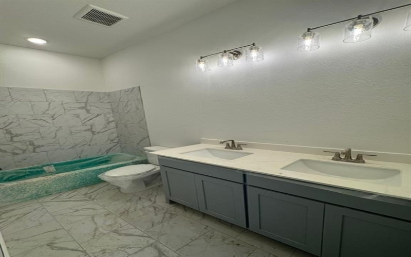 808 Valley Ridge Road, Van Alstyne, TX 75495, 3 Habitaciones Habitaciones , ,3 BañosBaños,Residential,En Venta,808 Valley Ridge Road,0,21102292