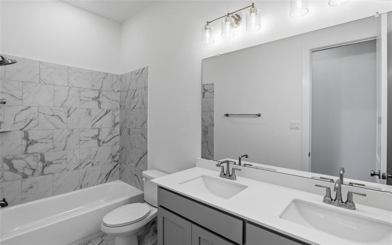 808 Valley Ridge Road, Van Alstyne, TX 75495, 3 Habitaciones Habitaciones , ,3 BañosBaños,Residential,En Venta,808 Valley Ridge Road,0,21102292