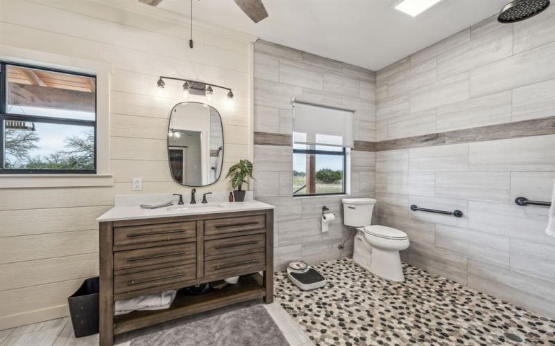 1287 Private Road 2120, Meridian, TX 76665, 2 Habitaciones Habitaciones , ,2 BañosBaños,Residential,En Venta,1287 Private Road 2120,0,20868552