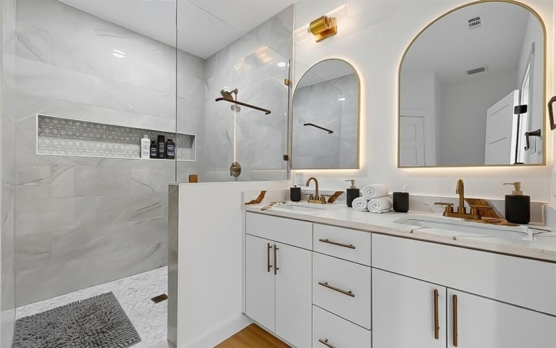 139 Forest Oaks Drive, Gun Barrel City, TX 75156, 3 Habitaciones Habitaciones , ,2 BañosBaños,Residential,En Venta,139 Forest Oaks Drive,0,21102392