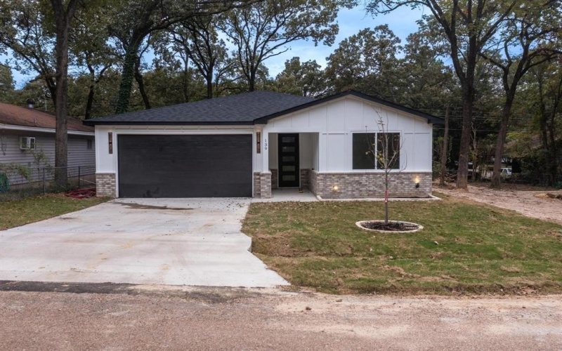 139 Forest Oaks Drive, Gun Barrel City, TX 75156, 3 Habitaciones Habitaciones , ,2 BañosBaños,Residential,En Venta,139 Forest Oaks Drive,0,21102392