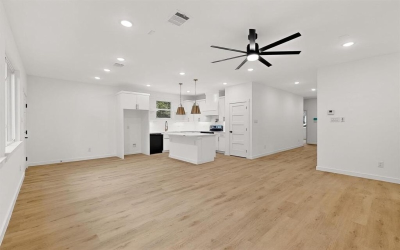 139 Forest Oaks Drive, Gun Barrel City, TX 75156, 3 Habitaciones Habitaciones , ,2 BañosBaños,Residential,En Venta,139 Forest Oaks Drive,0,21102392