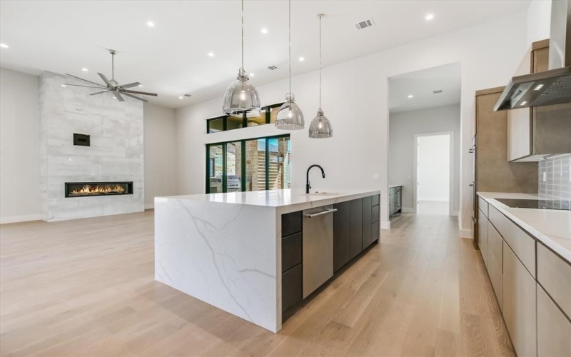 123 Azalea Loop, Horseshoe Bay, TX 78657, 3 Bedrooms Bedrooms, ,3 BathroomsBathrooms,Residential,For Sale,123 Azalea Loop,0,21102423