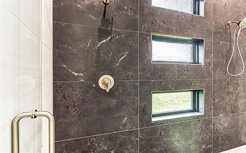 101 Manciano, Horseshoe Bay, TX 78657, 3 Bedrooms Bedrooms, ,2 BathroomsBathrooms,Residential,For Sale,101 Manciano,0,21102445