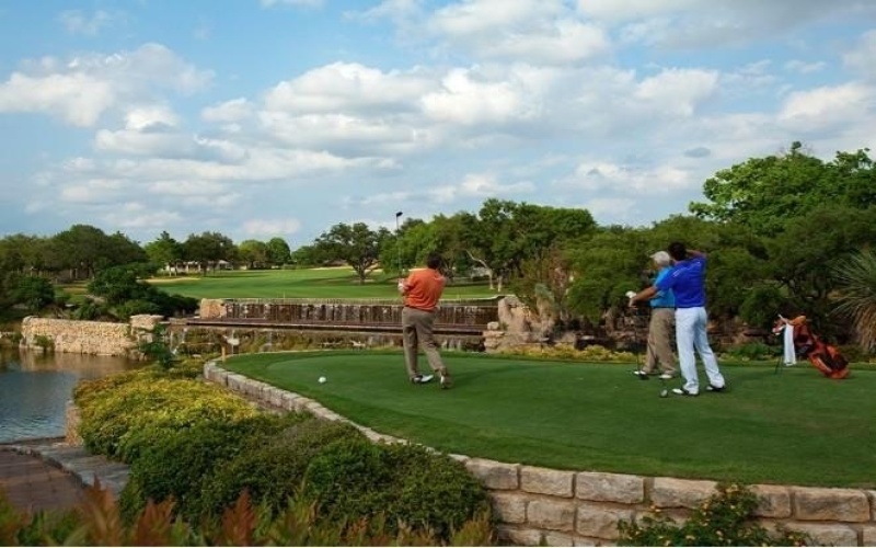 101 Manciano, Horseshoe Bay, TX 78657, 3 Bedrooms Bedrooms, ,2 BathroomsBathrooms,Residential,For Sale,101 Manciano,0,21102445