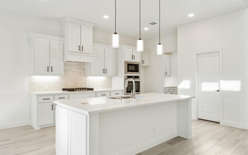 3466 Nightingale Lane, Midlothian, TX 76065, 4 Bedrooms Bedrooms, ,5 BathroomsBathrooms,Residential,For Sale,3466 Nightingale Lane,0,21102484