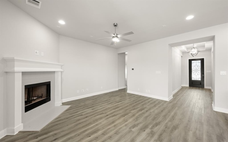 272 Sparkling Springs Drive, Waxahachie, TX 75165, 4 Habitaciones Habitaciones , ,2 BañosBaños,Residential,En Venta,272 Sparkling Springs Drive,0,21102518