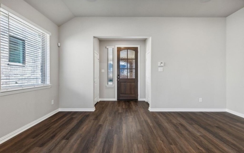 2205 Hazel Lily Run, Mesquite, TX 75181, 3 Habitaciones Habitaciones , ,2 BañosBaños,Residential,En Venta,2205 Hazel Lily Run,0,21102587