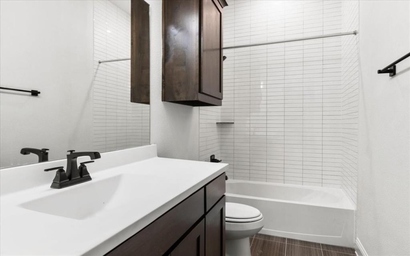 6813 Turner Falls Circle, Flower Mound, TX 76226, 4 Habitaciones Habitaciones , ,3 BañosBaños,Residential,En Venta,6813 Turner Falls Circle,0,21102630