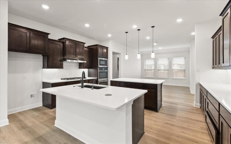 6813 Turner Falls Circle, Flower Mound, TX 76226, 4 Habitaciones Habitaciones , ,3 BañosBaños,Residential,En Venta,6813 Turner Falls Circle,0,21102630