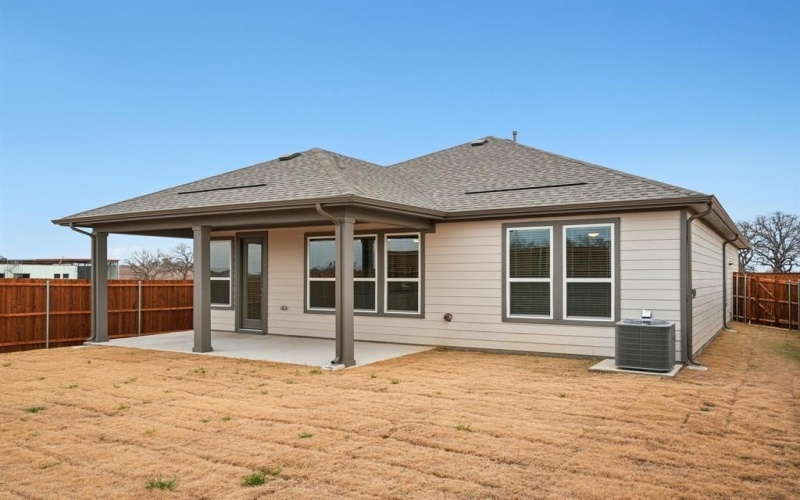 2724 Goldfinch Drive, Denton, TX 76205, 4 Habitaciones Habitaciones , ,2 BañosBaños,Residential,En Venta,2724 Goldfinch Drive,0,21102679