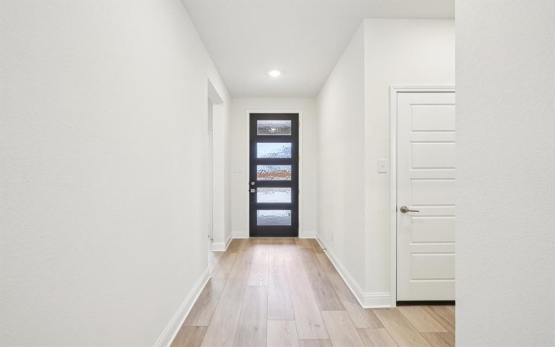 2724 Goldfinch Drive, Denton, TX 76205, 4 Habitaciones Habitaciones , ,2 BañosBaños,Residential,En Venta,2724 Goldfinch Drive,0,21102679