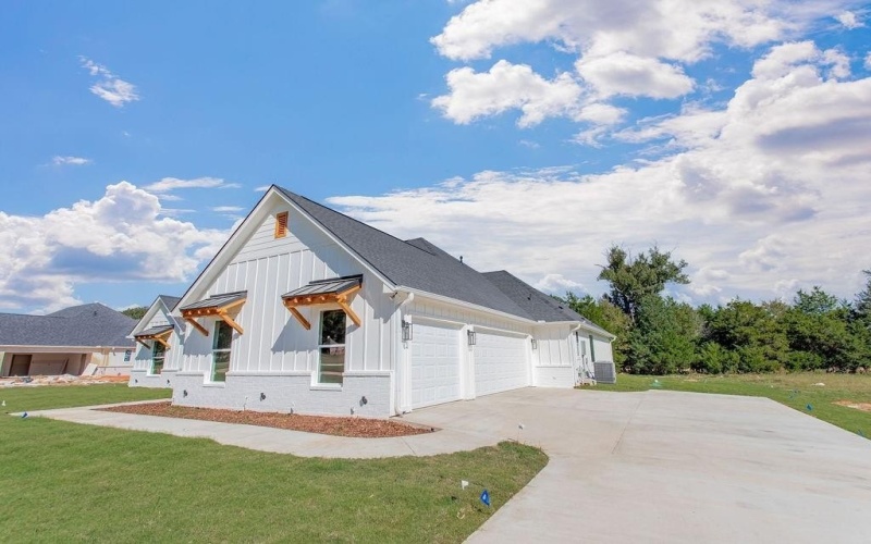 13942 CEDAR VISTA LANE, Tyler, TX 75704, 4 Bedrooms Bedrooms, ,3 BathroomsBathrooms,Residential,For Sale,13942 CEDAR VISTA LANE,0,21102841