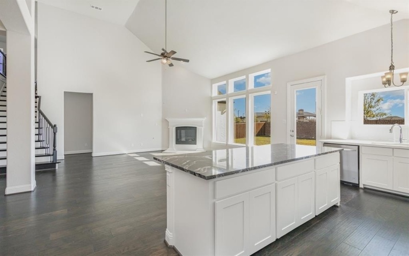 446 Matador Drive, Fate, TX 75189, 3 Habitaciones Habitaciones , ,2 BañosBaños,Residential,En Venta,446 Matador Drive,0,21102976