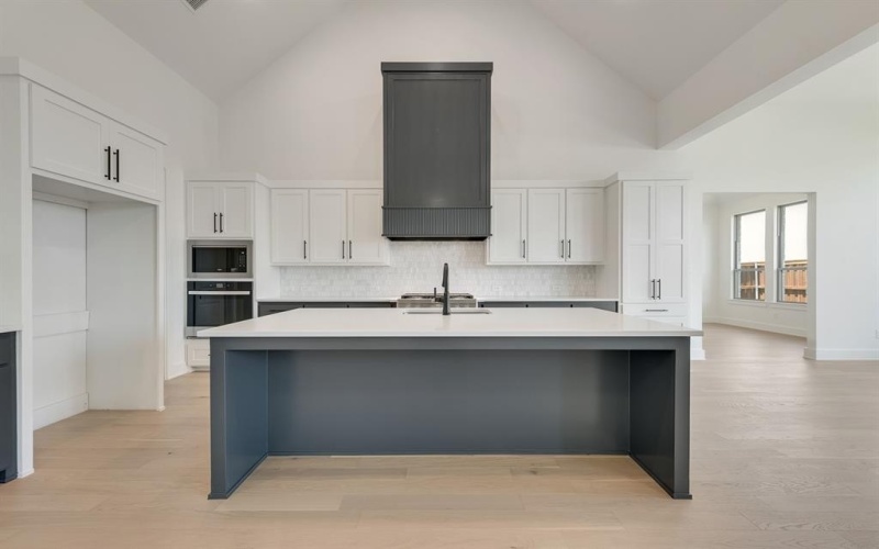 814 Montrose Drive, Rockwall, TX 75087, 4 Bedrooms Bedrooms, ,5 BathroomsBathrooms,Residential,For Sale,814 Montrose Drive,0,21103003