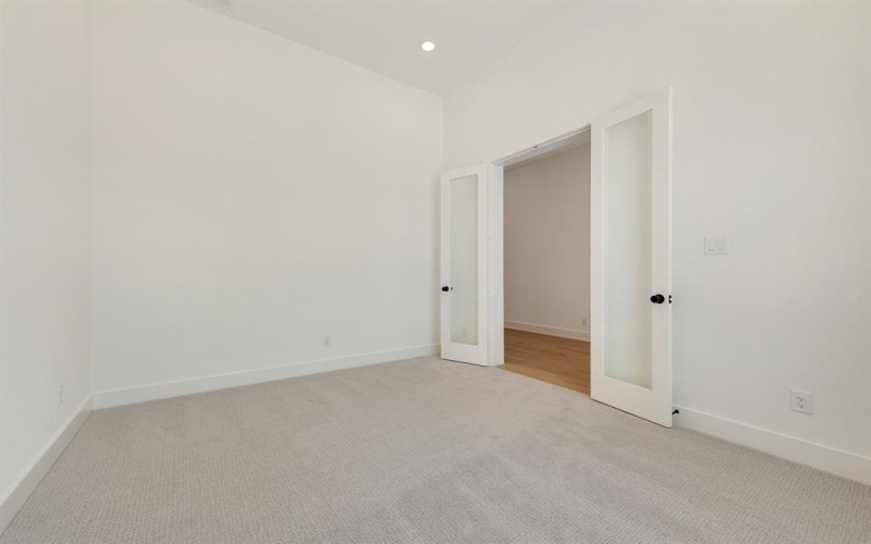 814 Montrose Drive, Rockwall, TX 75087, 4 Bedrooms Bedrooms, ,5 BathroomsBathrooms,Residential,For Sale,814 Montrose Drive,0,21103003