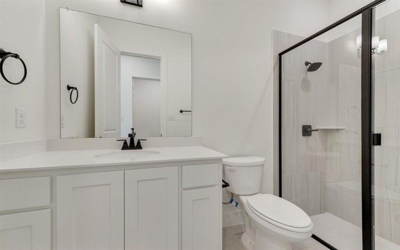 814 Montrose Drive, Rockwall, TX 75087, 4 Bedrooms Bedrooms, ,5 BathroomsBathrooms,Residential,For Sale,814 Montrose Drive,0,21103003