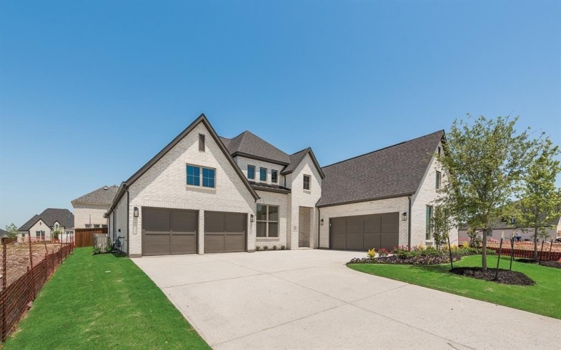 814 Montrose Drive, Rockwall, TX 75087, 4 Bedrooms Bedrooms, ,5 BathroomsBathrooms,Residential,For Sale,814 Montrose Drive,0,21103003