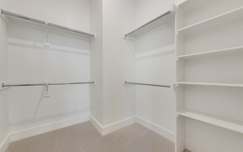 814 Montrose Drive, Rockwall, TX 75087, 4 Bedrooms Bedrooms, ,5 BathroomsBathrooms,Residential,For Sale,814 Montrose Drive,0,21103003