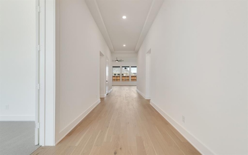 814 Montrose Drive, Rockwall, TX 75087, 4 Bedrooms Bedrooms, ,5 BathroomsBathrooms,Residential,For Sale,814 Montrose Drive,0,21103003