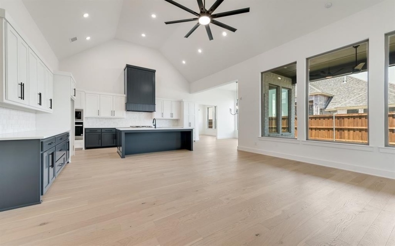 814 Montrose Drive, Rockwall, TX 75087, 4 Bedrooms Bedrooms, ,5 BathroomsBathrooms,Residential,For Sale,814 Montrose Drive,0,21103003