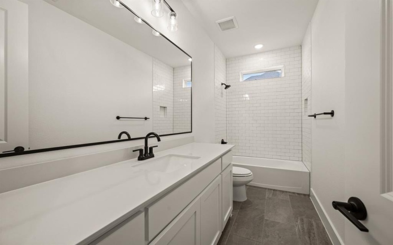 149 Highgate Court, Boyd, TX 76023, 3 Bedrooms Bedrooms, ,2 BathroomsBathrooms,Residential,For Sale,149 Highgate Court,0,21103129