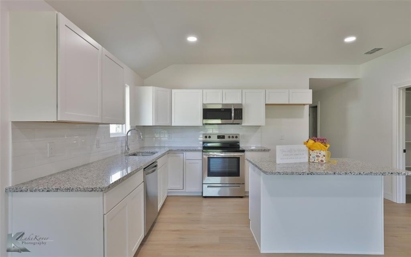 2563 Bel Air, Abilene, TX 79603, 3 Habitaciones Habitaciones , ,2 BañosBaños,Residential,En Venta,2563 Bel Air,0,21103140