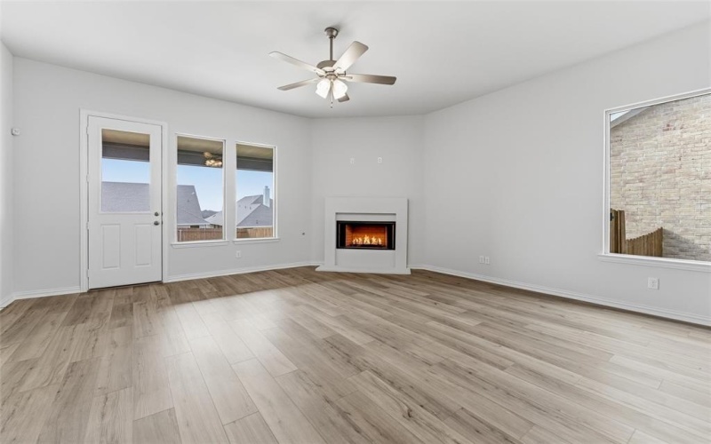 3520 Columbus Street, Gainesville, TX 76240, 3 Habitaciones Habitaciones , ,2 BañosBaños,Residential,En Venta,3520 Columbus Street,0,21103170