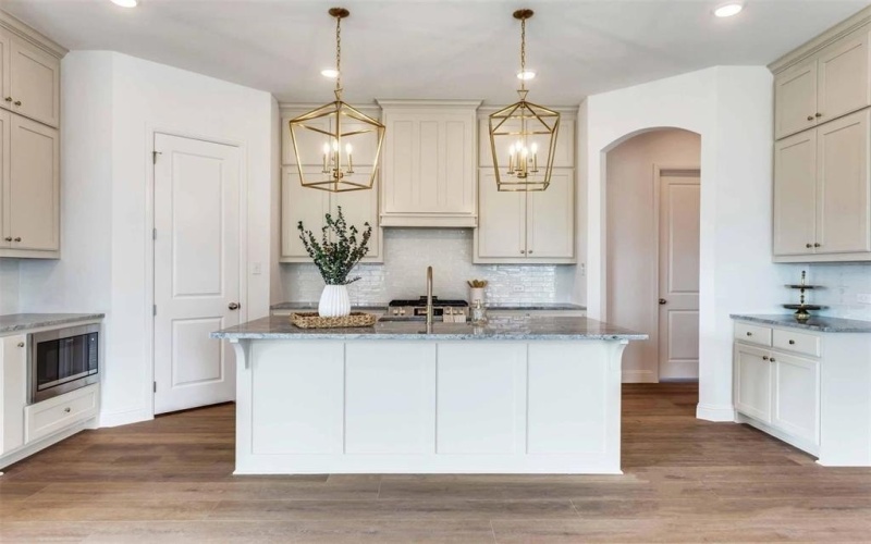 902 Sandpiper Drive N, Aledo, TX 76008, 4 Bedrooms Bedrooms, ,2 BathroomsBathrooms,Residential,For Sale,902 Sandpiper Drive N,0,21103365